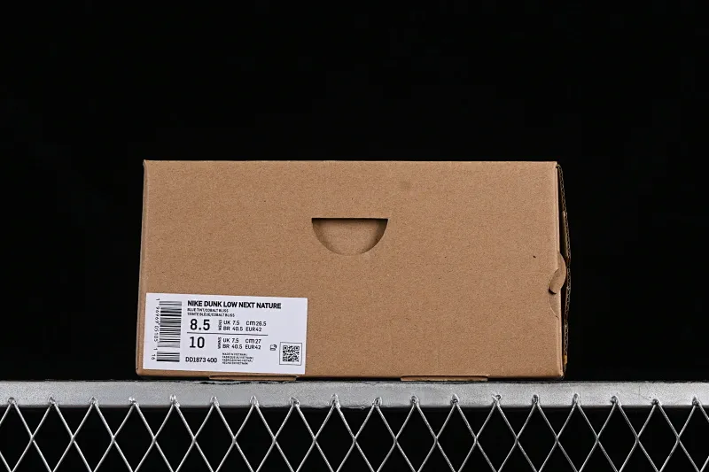 All categories Nk SB Dunk series Nk SB Dunk Low low-top sneakers Nk Dunk Low "Blue Tint" small fresh blue SB low-top casual sneakers DD1873-400